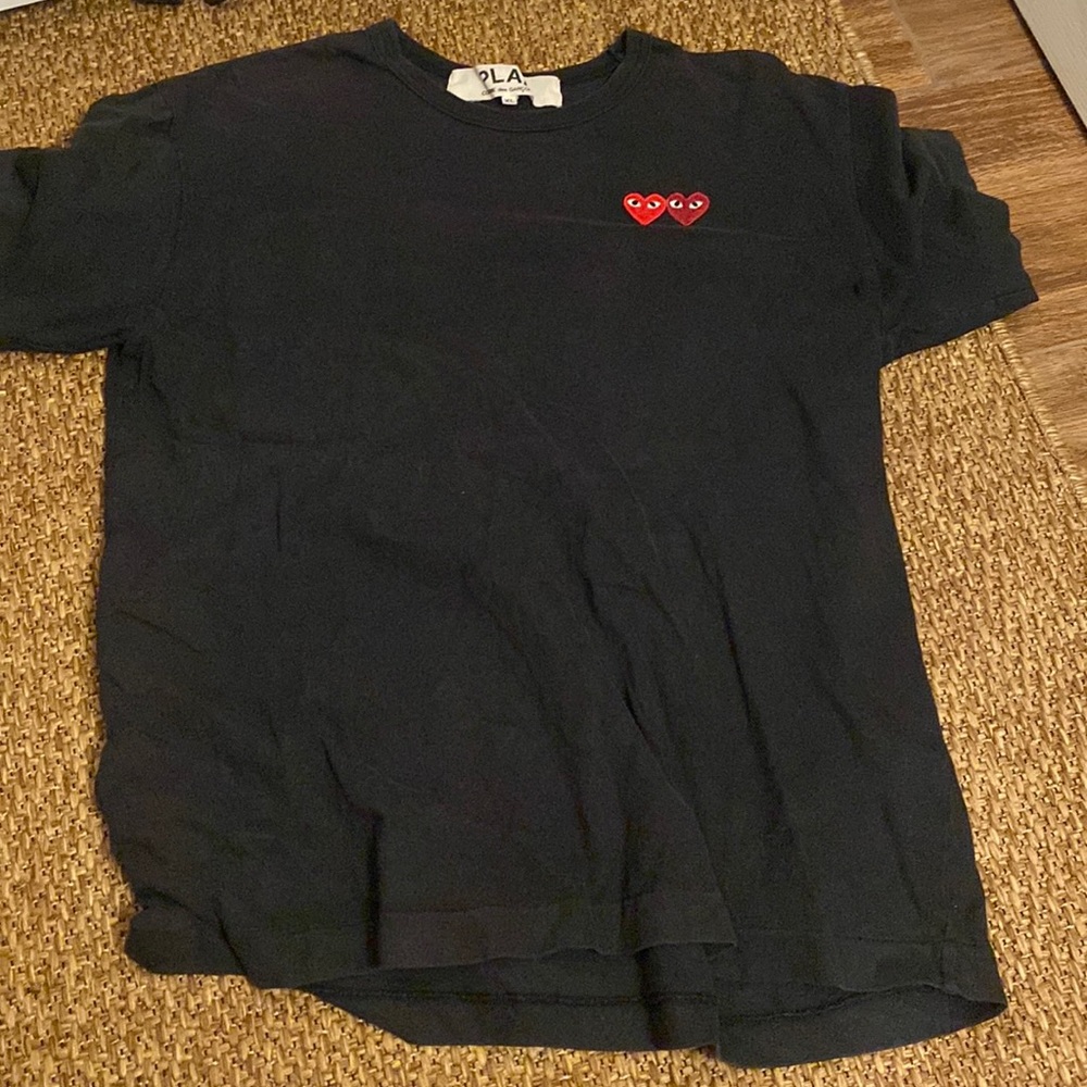 PLAY T shirt